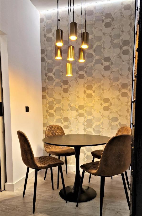 Apartamentos Wur Madrid Kültér fotó