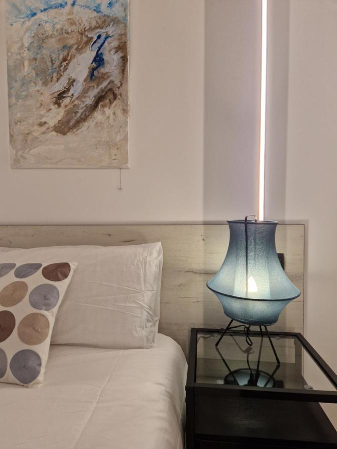 Apartamentos Wur Madrid Kültér fotó