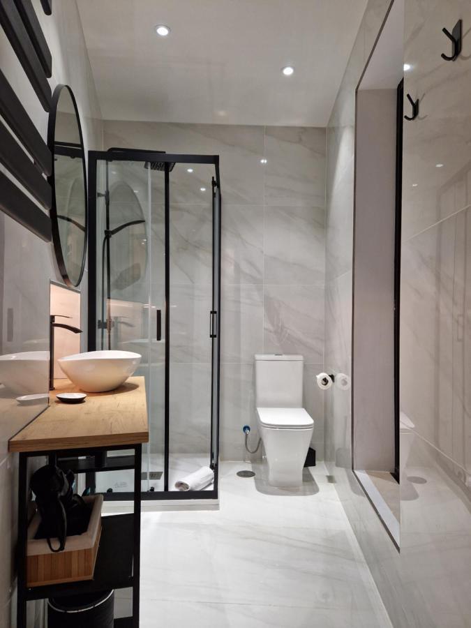 Apartamentos Wur Madrid Kültér fotó