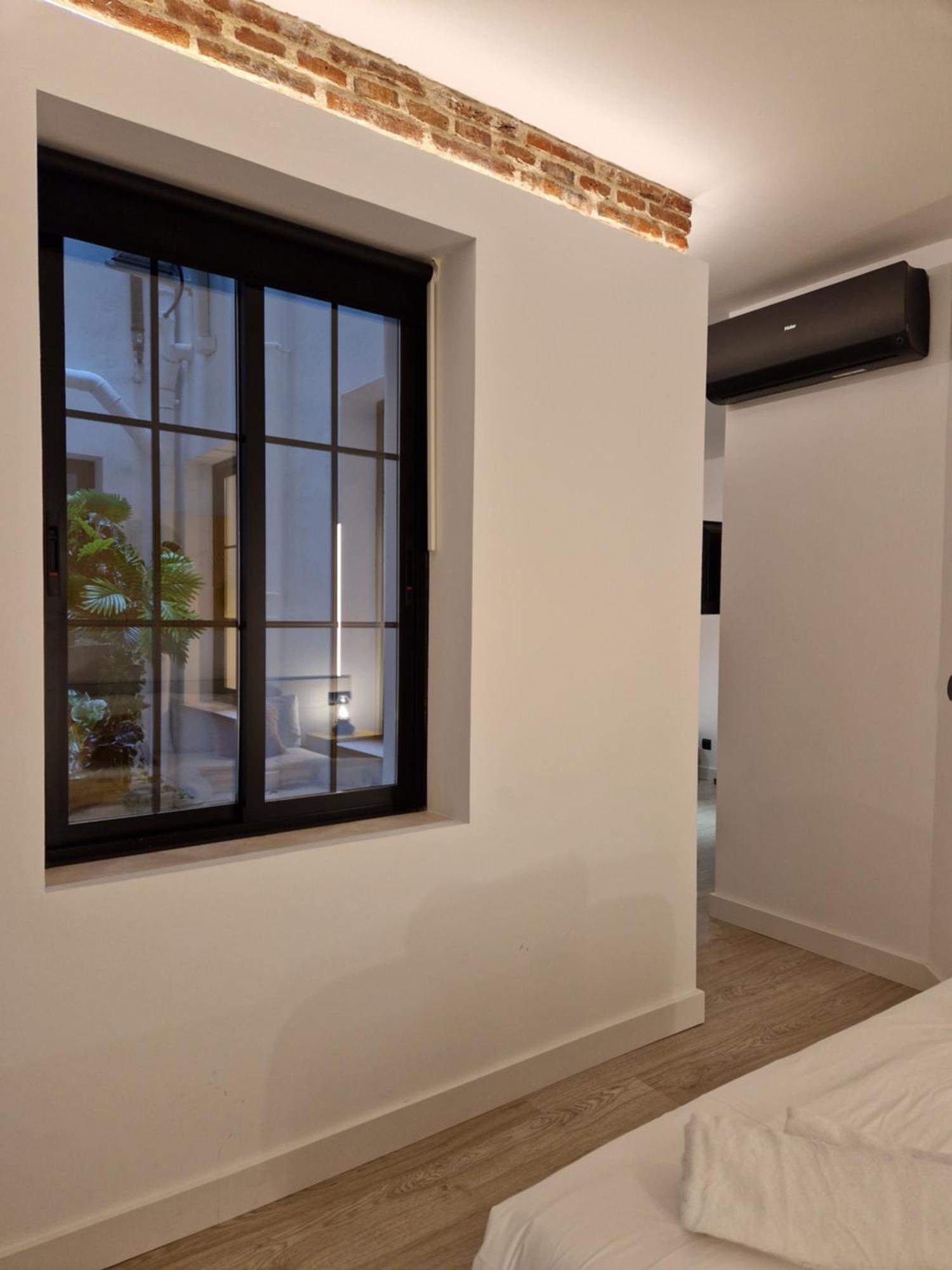 Apartamentos Wur Madrid Kültér fotó