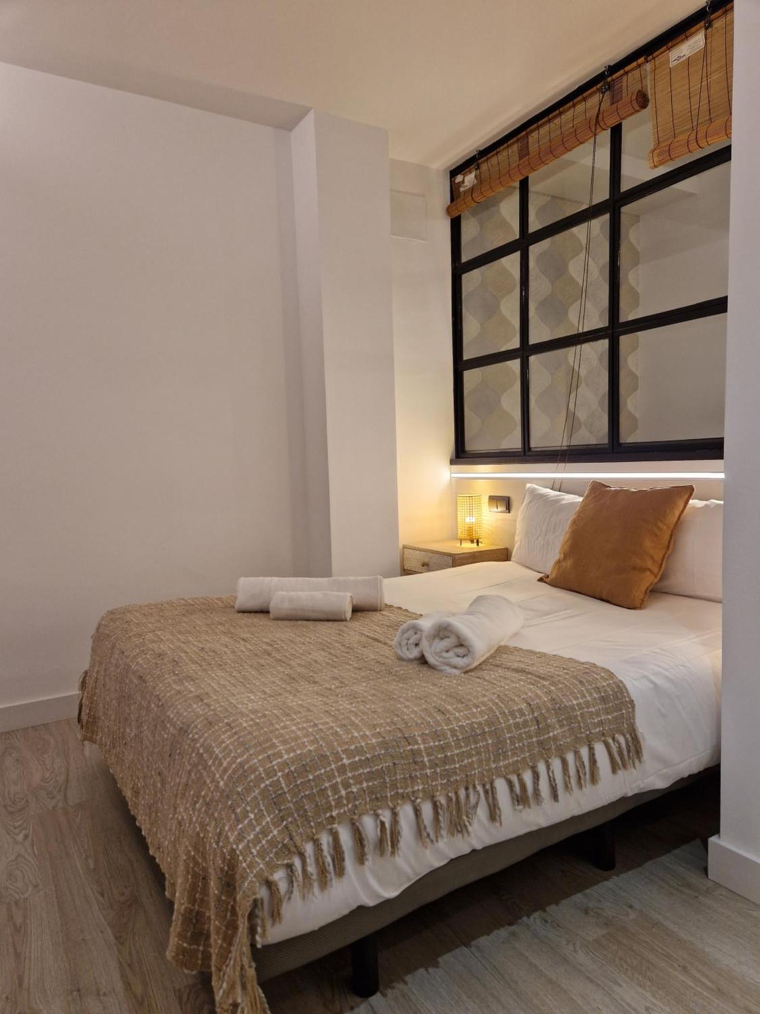 Apartamentos Wur Madrid Kültér fotó